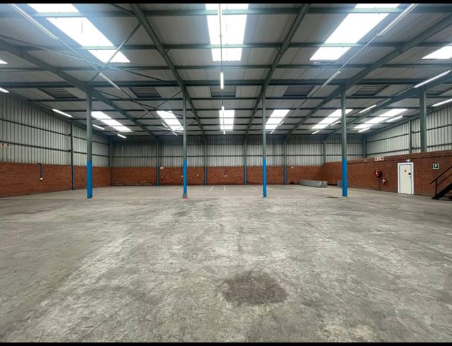 1,176M² WAREHOUSE TO LET IN RANDJESPARK